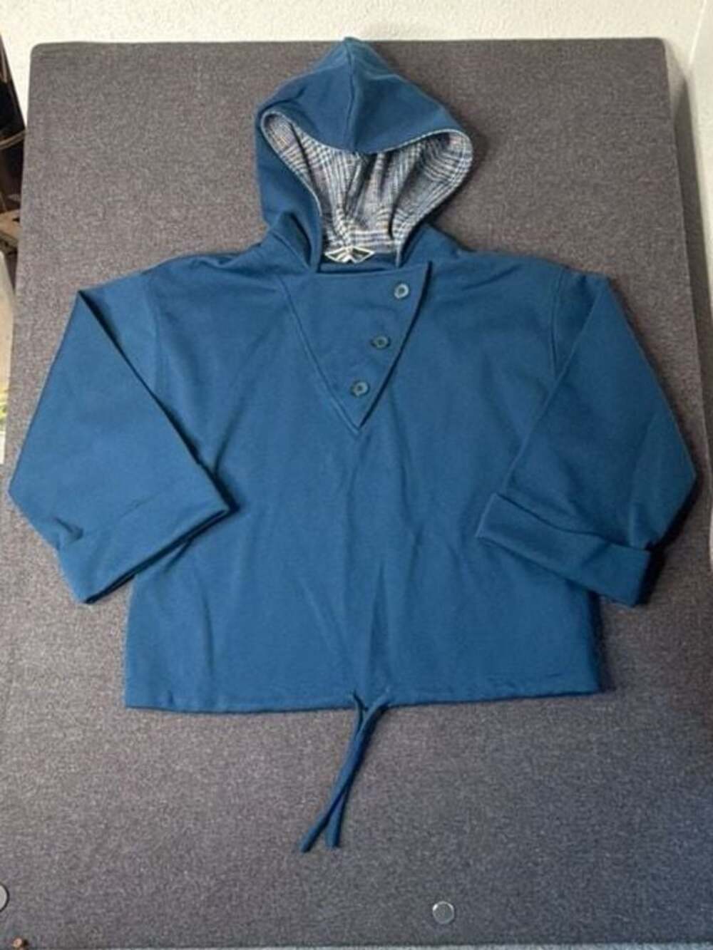 Alex Colman Sportswear Vintage Blue Hooded Pullover Top with Plaid Lined Hood